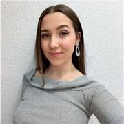 Maestra titulada en Educación Infantil. Realizando Grado en Maestro en Educación Primaria (mención NEE). Niños entre 6-9 años